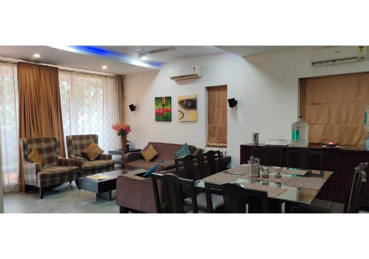 شقة كالانغيُت  في Aarju Luxurious Wave المظهر الخارجي الصورة