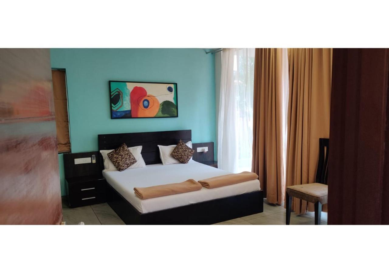 شقة كالانغيُت  في Aarju Luxurious Wave المظهر الخارجي الصورة